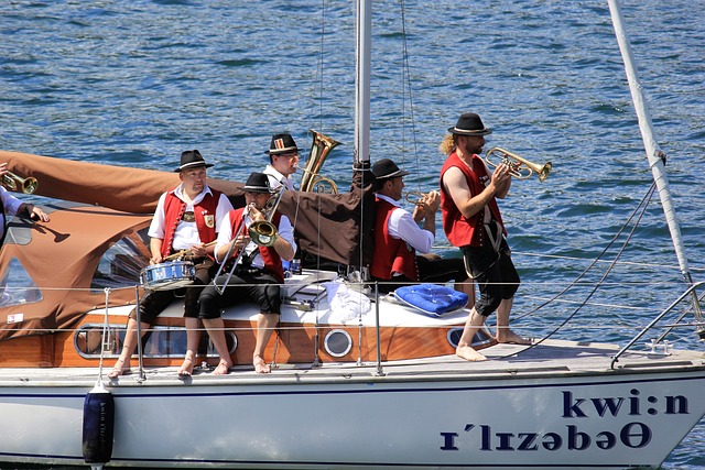 端焕发光彩 端焕发光彩