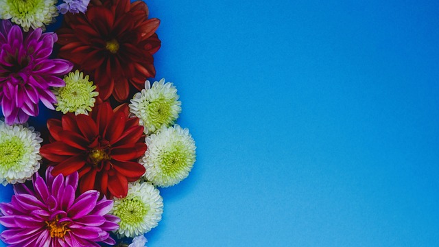 结合具体的 结合具体的